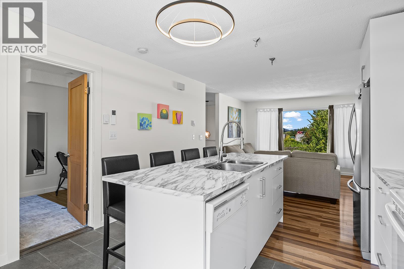 675 Webster Road, Kelowna, British Columbia  V1X 4V6 - Photo 8 - 10364494