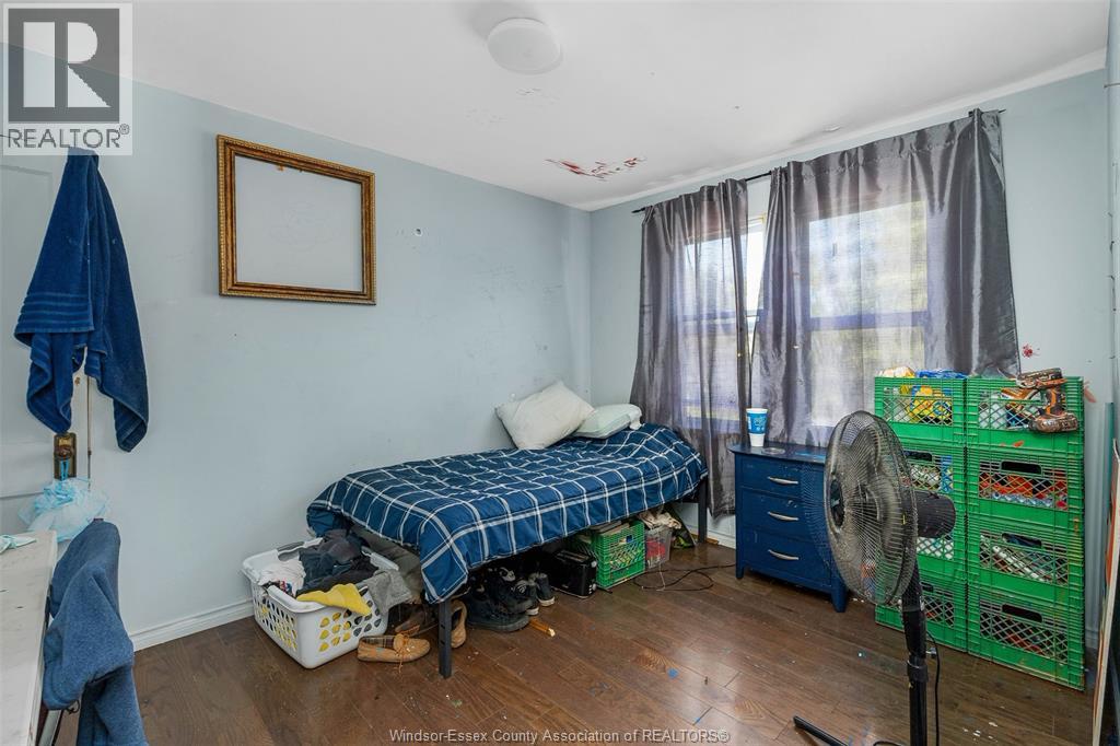 807 Campbell Avenue, Windsor, Ontario N9B 2H8 - Photo 15 - 25024855