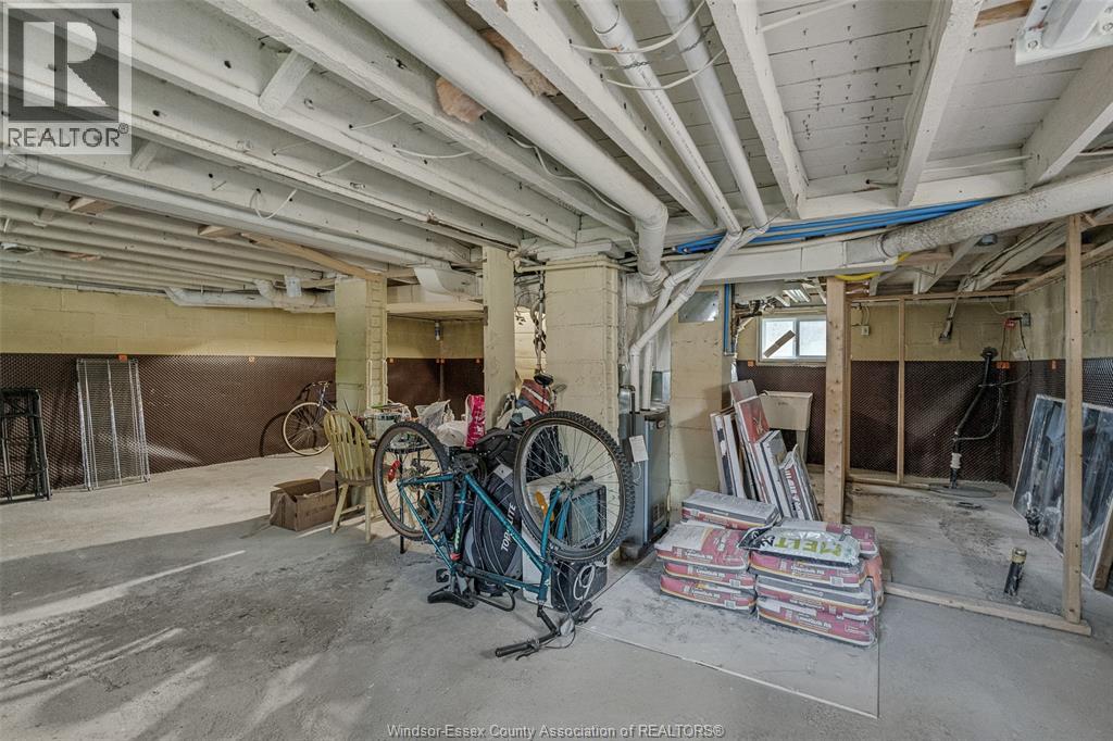 807 Campbell Avenue, Windsor, Ontario N9B 2H8 - Photo 19 - 25024855