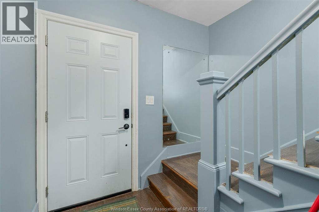 807 Campbell Avenue, Windsor, Ontario N9B 2H8 - Photo 5 - 25024855