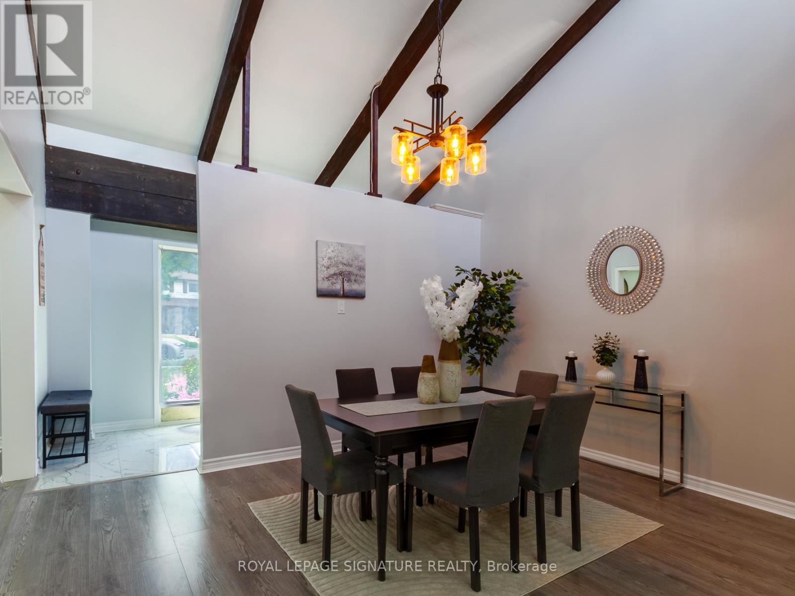 66 Niagara Road, Kitchener, Ontario  N2B 1T2 - Photo 8 - X12435431