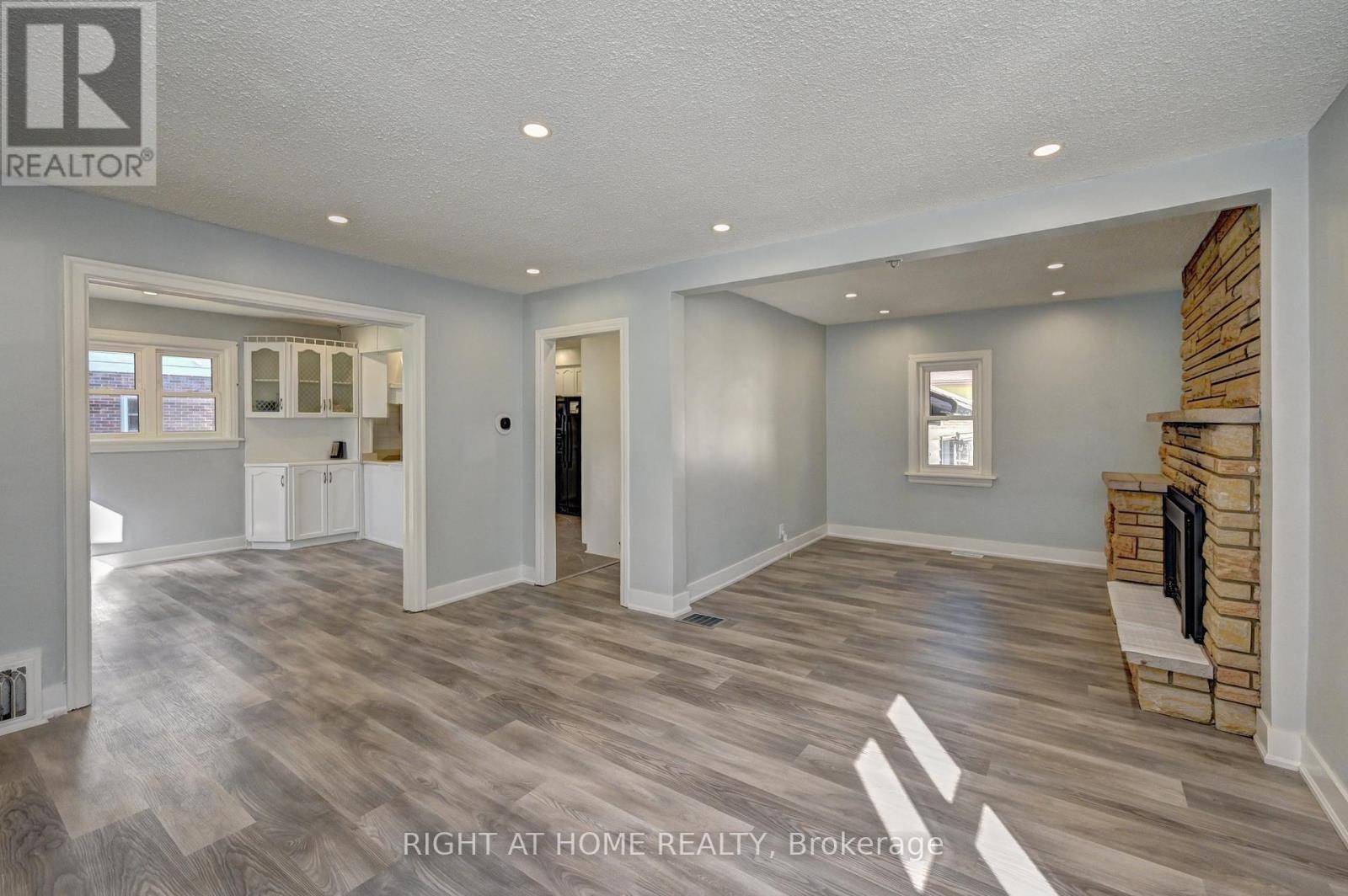 10 Monroe Street N, Cambridge, Ontario  N1R 2C5 - Photo 11 - X12435463