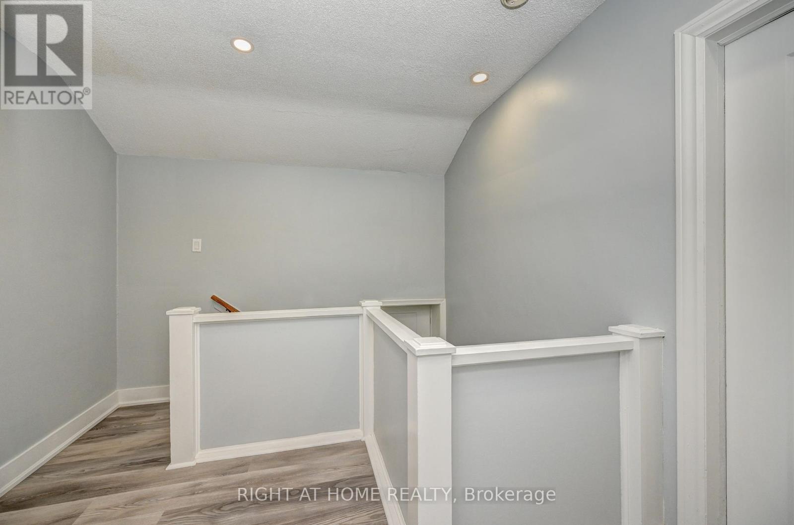 10 Monroe Street N, Cambridge, Ontario  N1R 2C5 - Photo 24 - X12435463