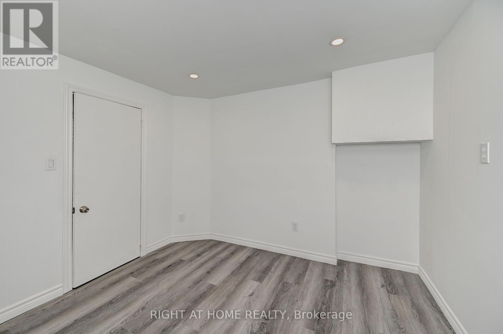 10 Monroe Street N, Cambridge, Ontario  N1R 2C5 - Photo 41 - X12435463