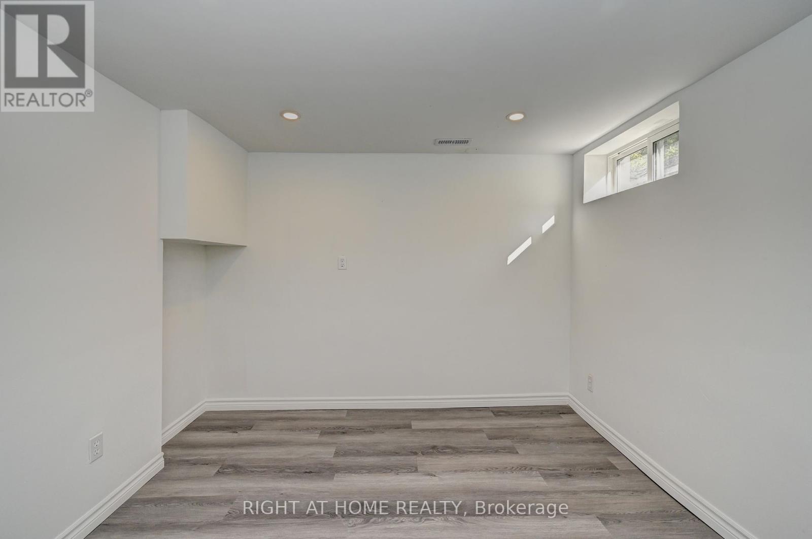 10 Monroe Street N, Cambridge, Ontario  N1R 2C5 - Photo 42 - X12435463