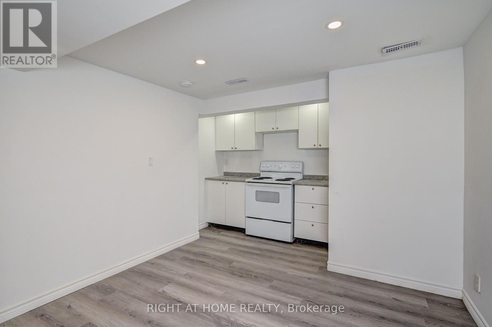 10 Monroe Street N, Cambridge, Ontario  N1R 2C5 - Photo 47 - X12435463