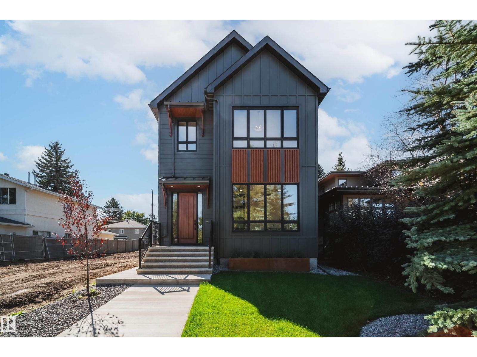 40a Valleyview Cr Nw, Edmonton, Alberta  T5R 5S6 - Photo 2 - E4458802