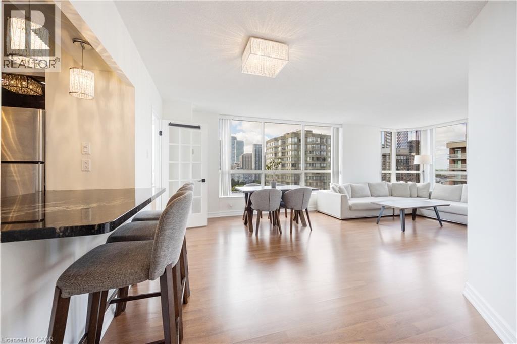 55 Elm Drive W Unit# 2204, Mississauga, Ontario  L5B 3Z3 - Photo 4 - 40774394