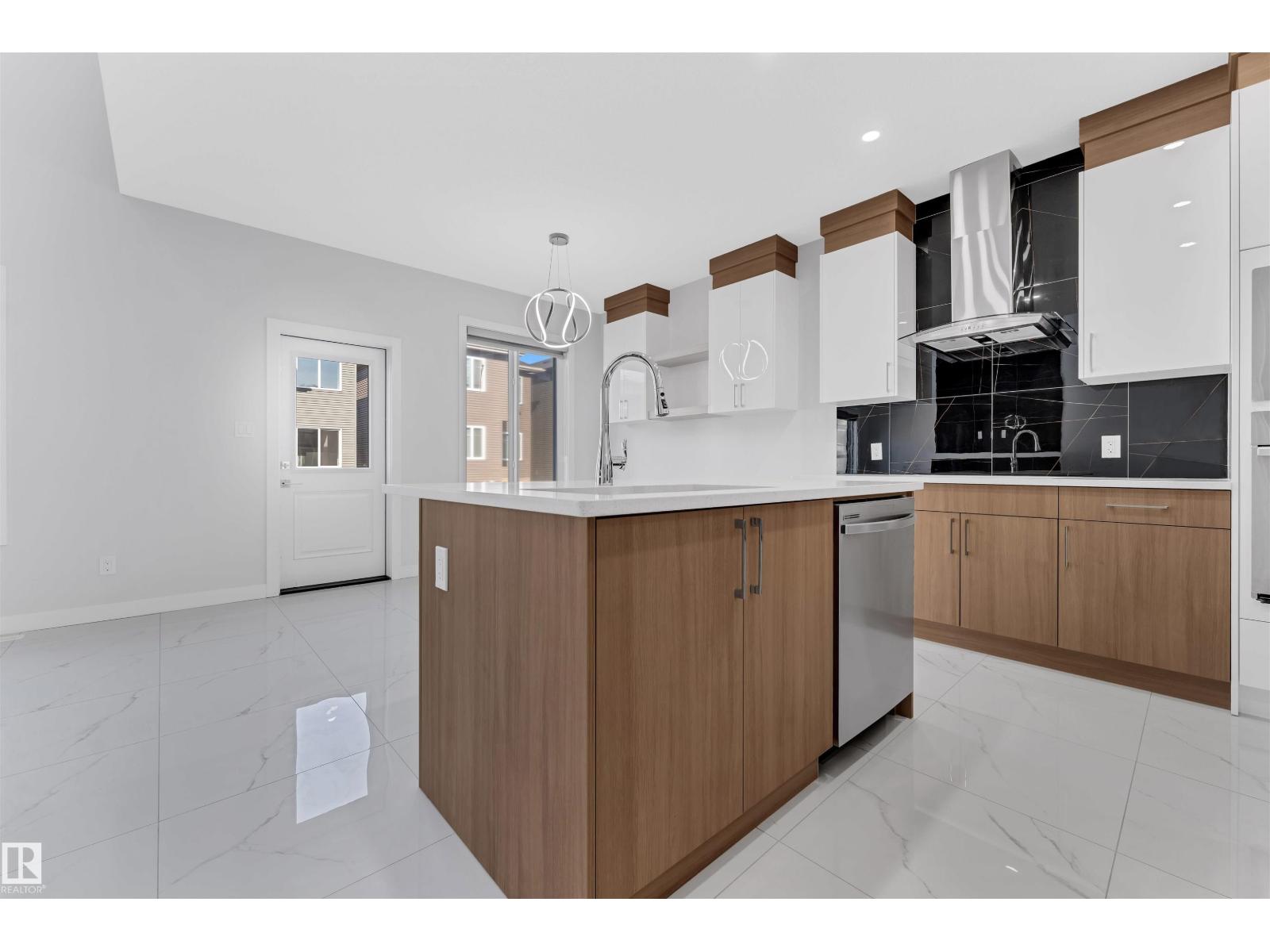 3520 41 Av, Beaumont, Alberta  T4X 3H3 - Photo 13 - E4460125