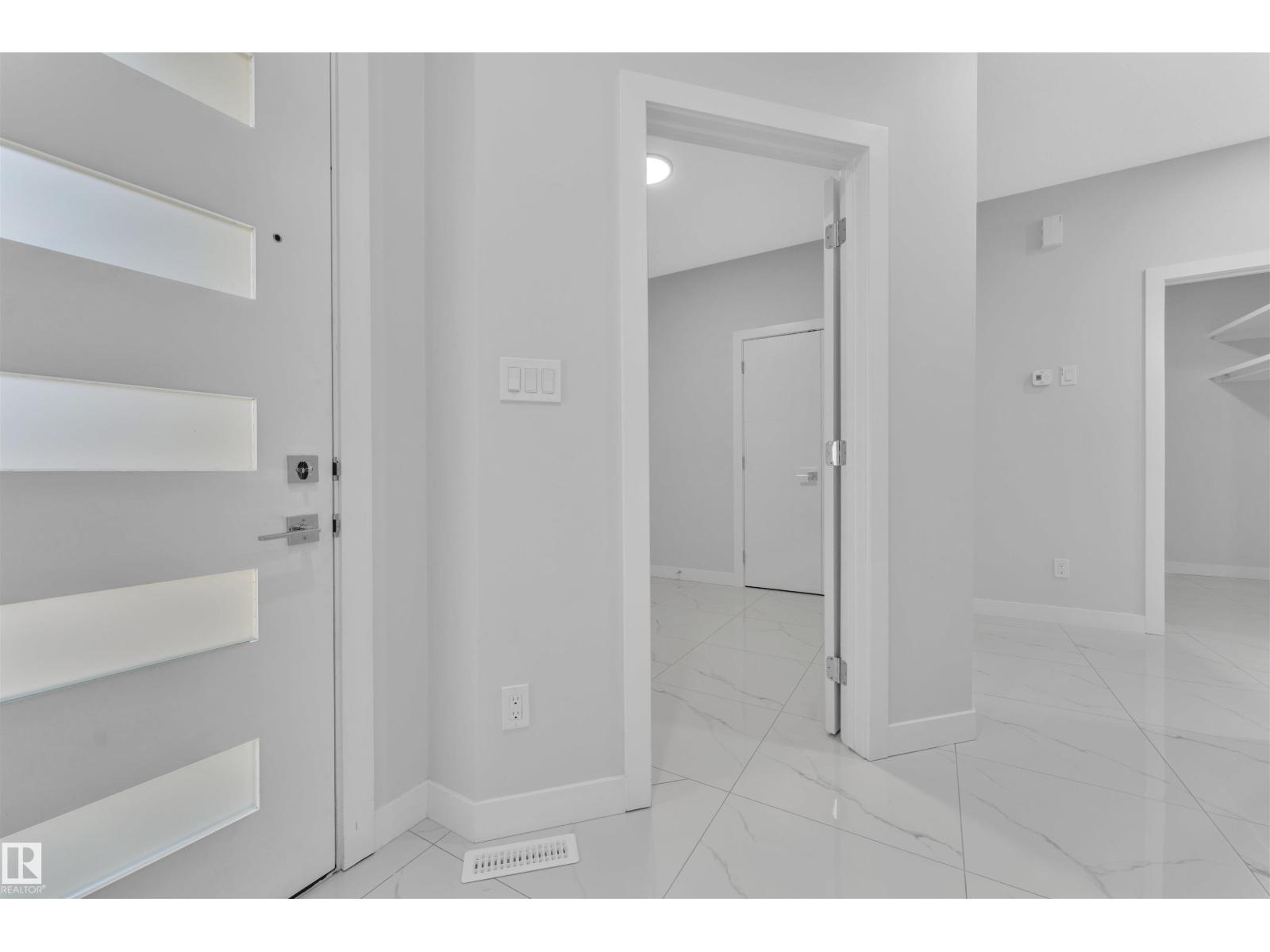 3520 41 Av, Beaumont, Alberta  T4X 3H3 - Photo 7 - E4460125