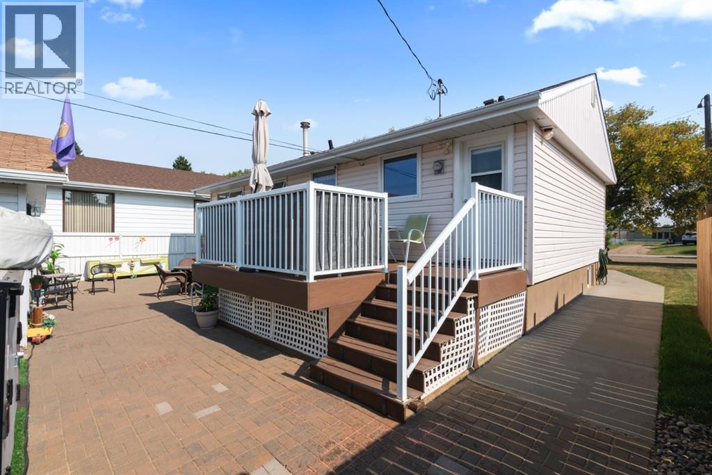 5308 50 Street, Camrose, Alberta  T4V 1R6 - Photo 21 - A2256319