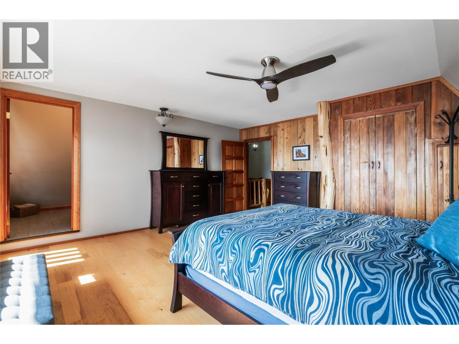 4878 Leopold Road, Celista, British Columbia  V0E 1M6 - Photo 15 - 10363420