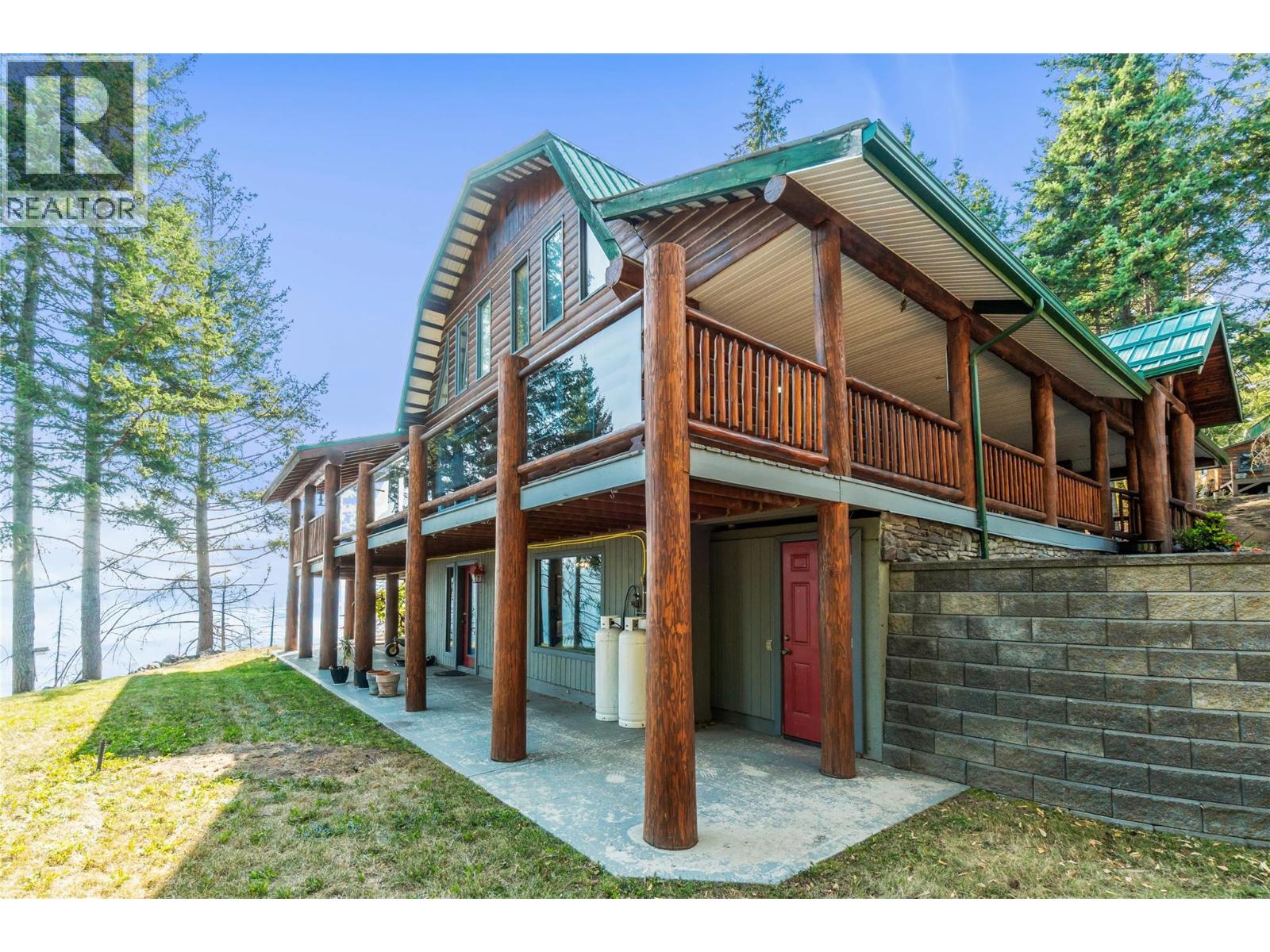 4878 Leopold Road, Celista, British Columbia  V0E 1M6 - Photo 31 - 10363420