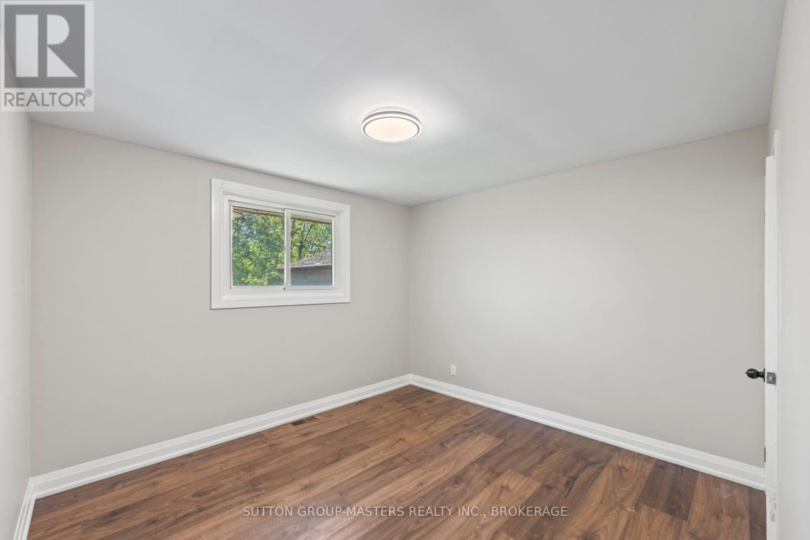 20 Guy Street, Kingston, Ontario  K7K 2G2 - Photo 26 - X12435570