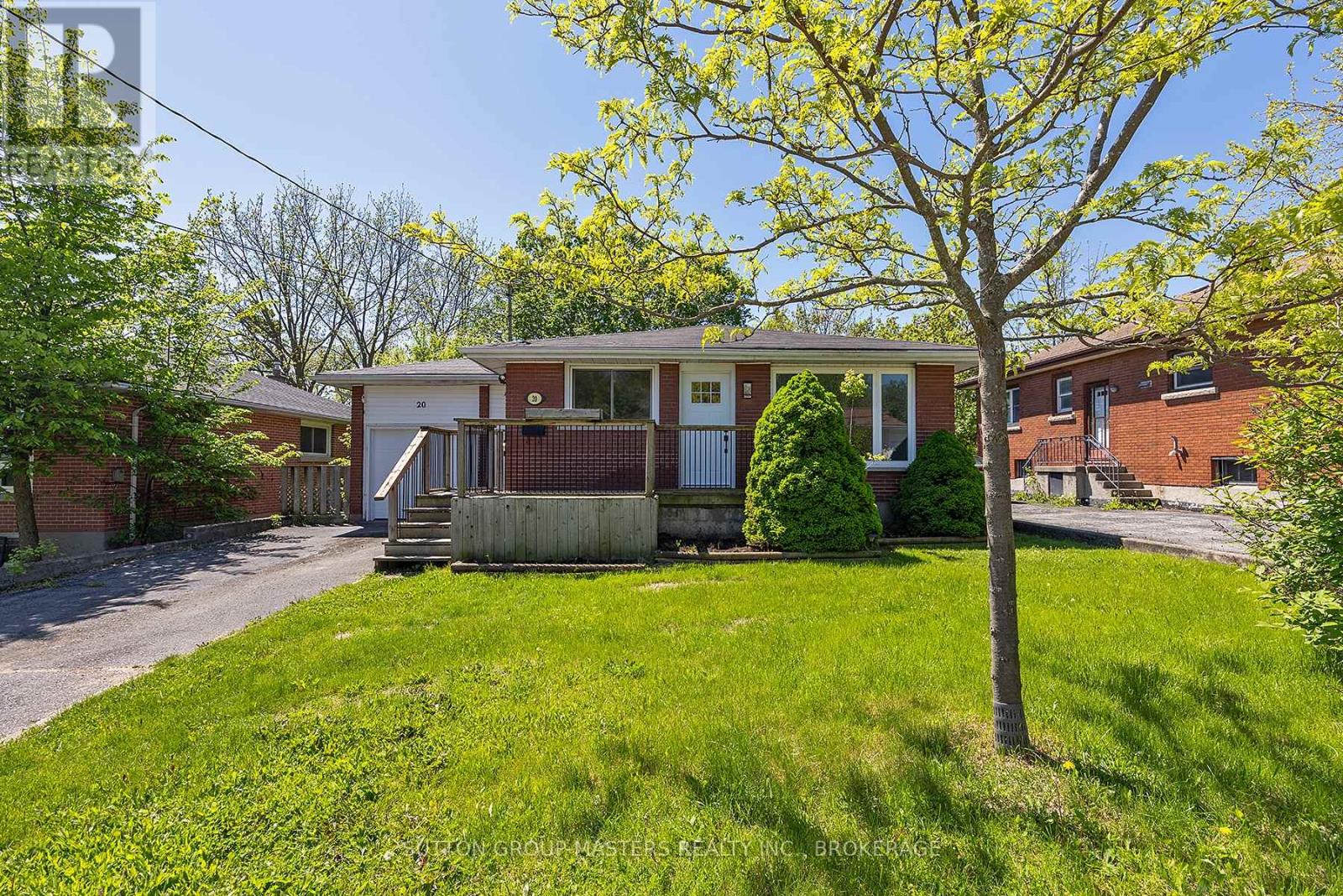 20 Guy Street, Kingston, Ontario  K7K 2G2 - Photo 3 - X12435570