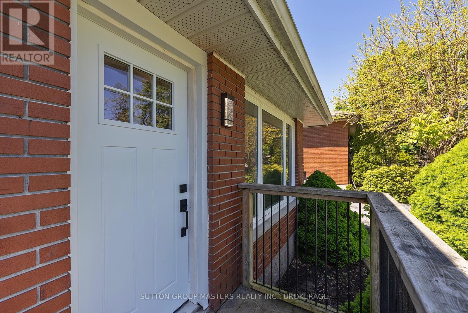 20 Guy Street, Kingston, Ontario  K7K 2G2 - Photo 6 - X12435570