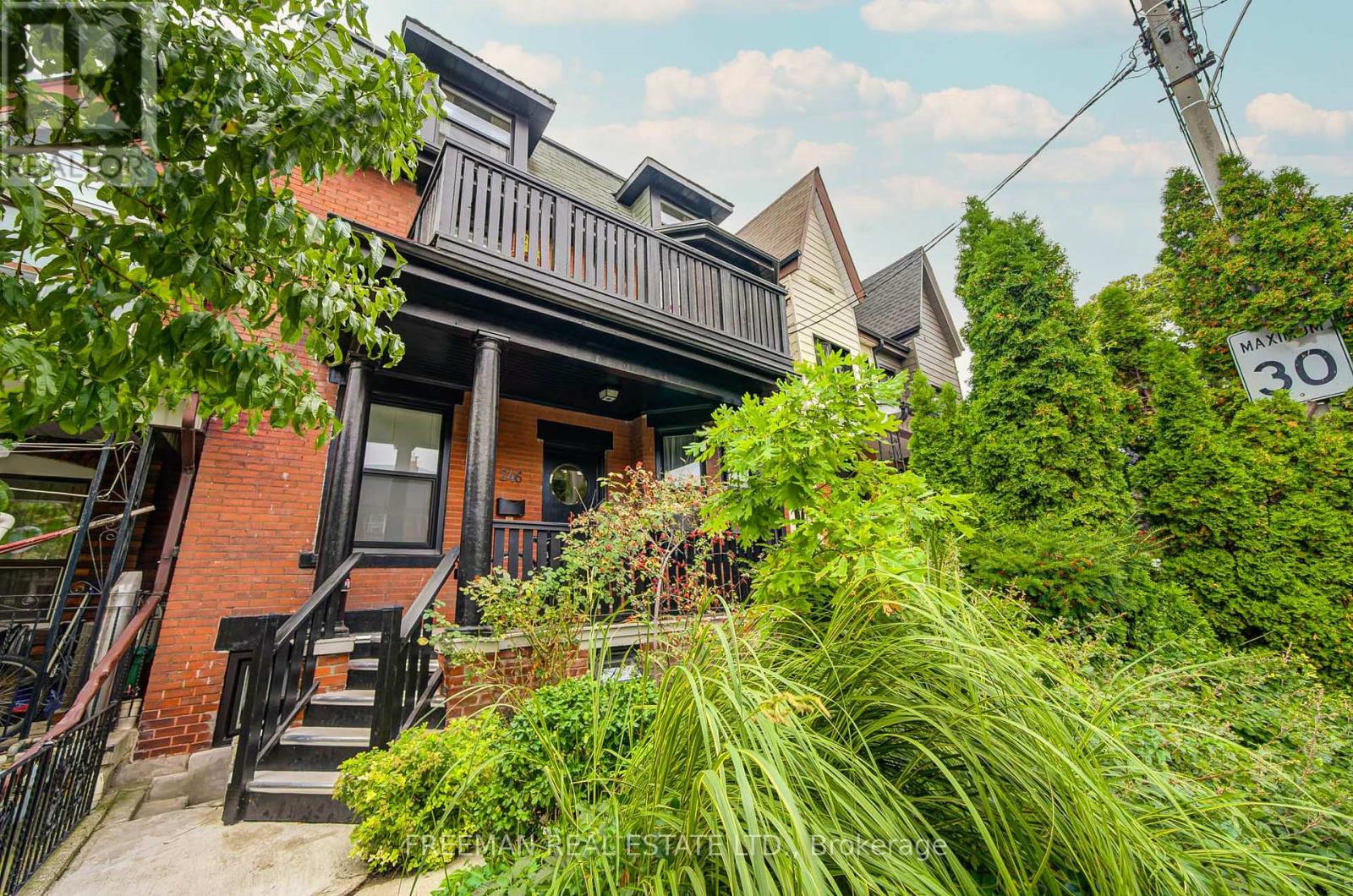246 EUCLID AVENUE, Toronto, Ontario