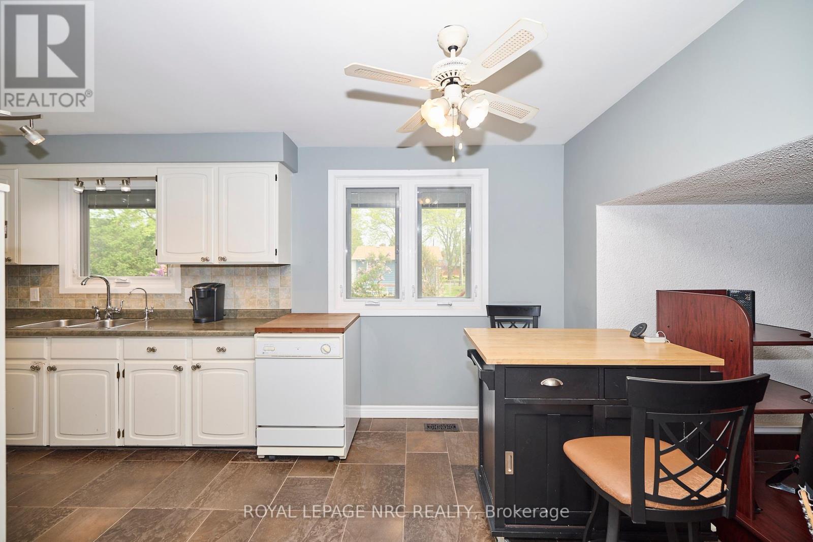 6968 Brian Crescent, Niagara Falls (Casey), Ontario  L2J 3P3 - Photo 14 - X12435533