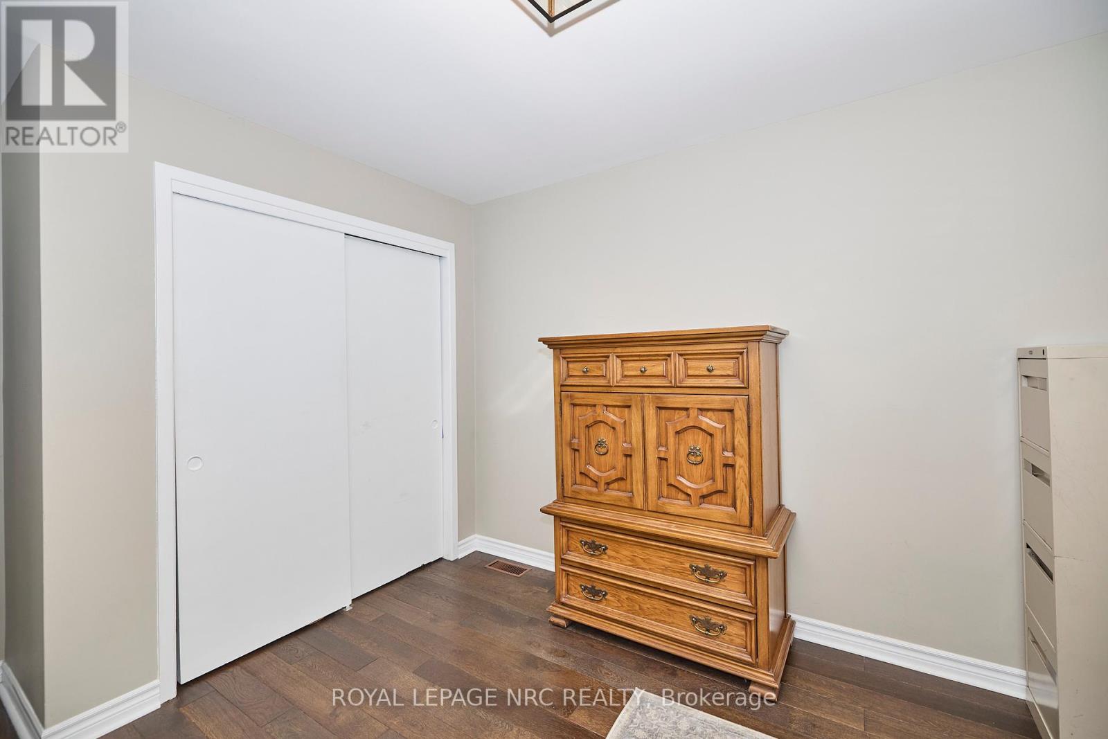 6968 Brian Crescent, Niagara Falls (Casey), Ontario  L2J 3P3 - Photo 28 - X12435533