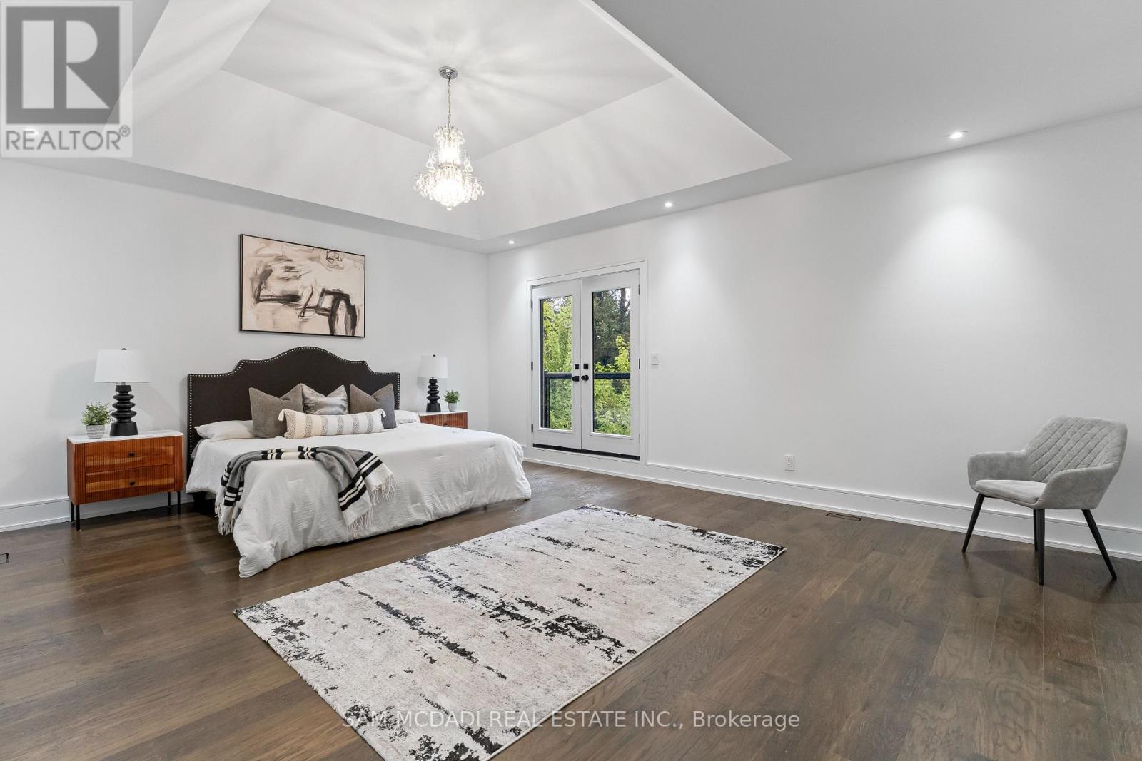 193 Mateo Place, Mississauga, Ontario  L5A 0A5 - Photo 19 - W12435516