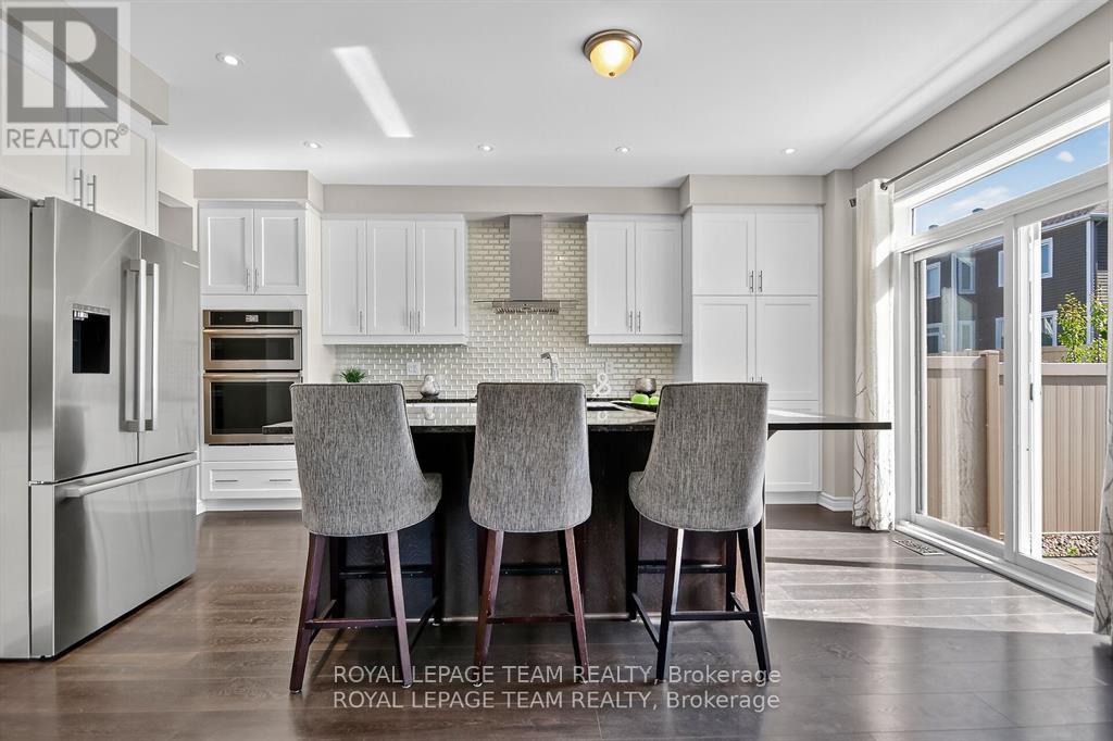 939 Whimbrel Way, Ottawa, Ontario  K2J 6C5 - Photo 13 - X12435566
