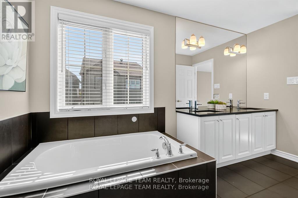 939 Whimbrel Way, Ottawa, Ontario  K2J 6C5 - Photo 26 - X12435566