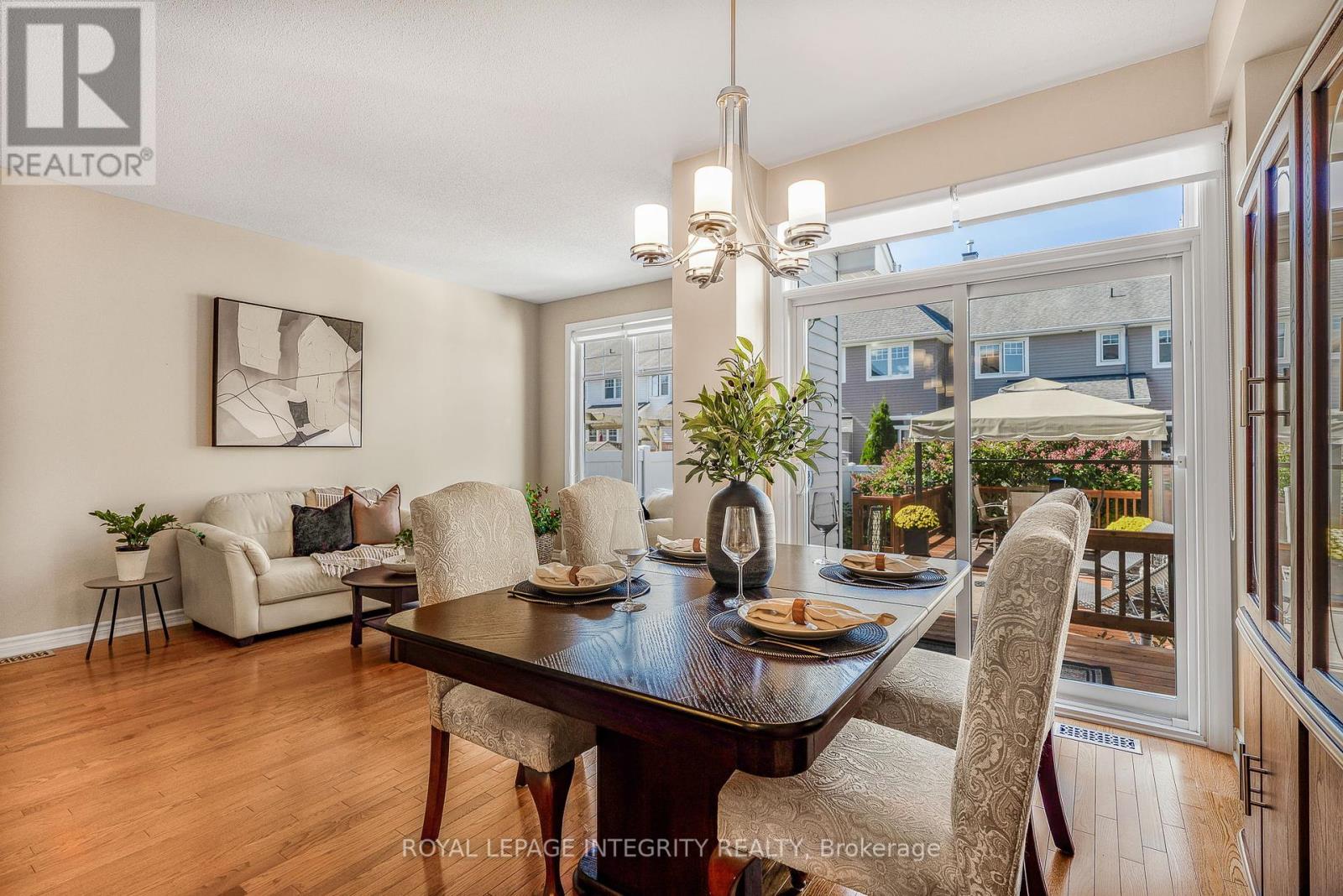 532 Rochefort Circle, Ottawa, Ontario  K4A 0M8 - Photo 14 - X12435592