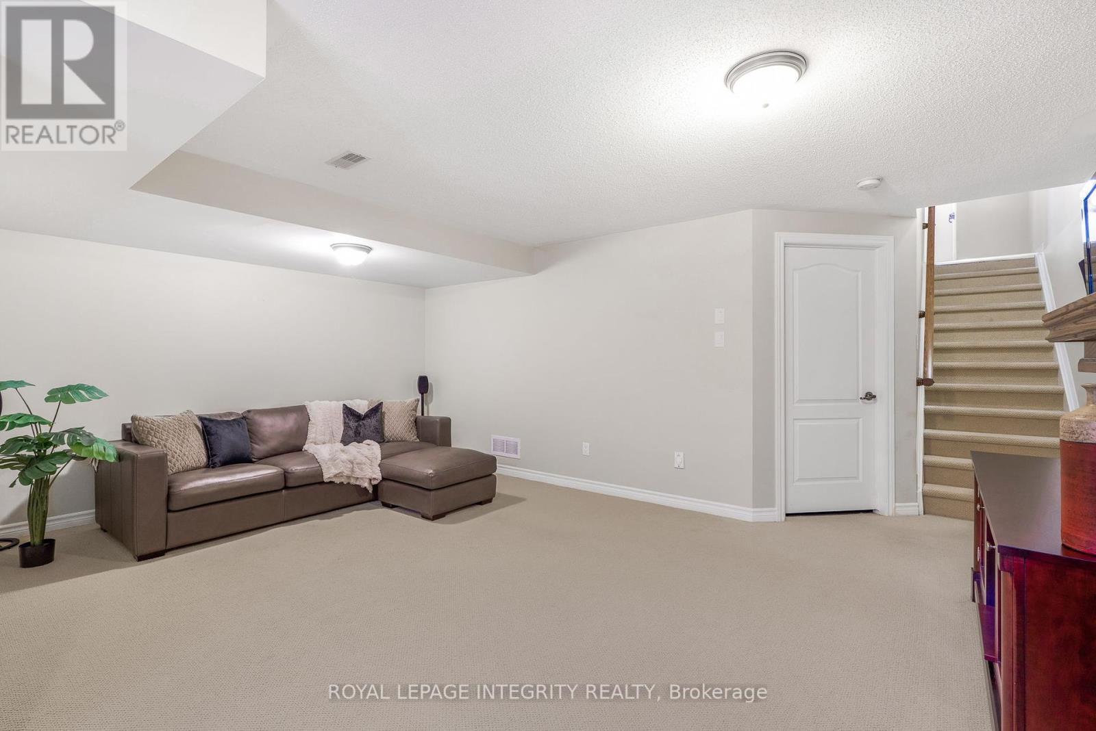 532 Rochefort Circle, Ottawa, Ontario  K4A 0M8 - Photo 28 - X12435592