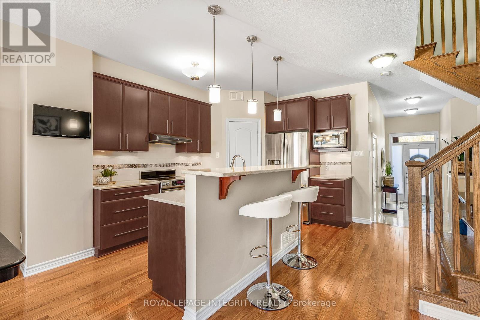 532 Rochefort Circle, Ottawa, Ontario  K4A 0M8 - Photo 6 - X12435592