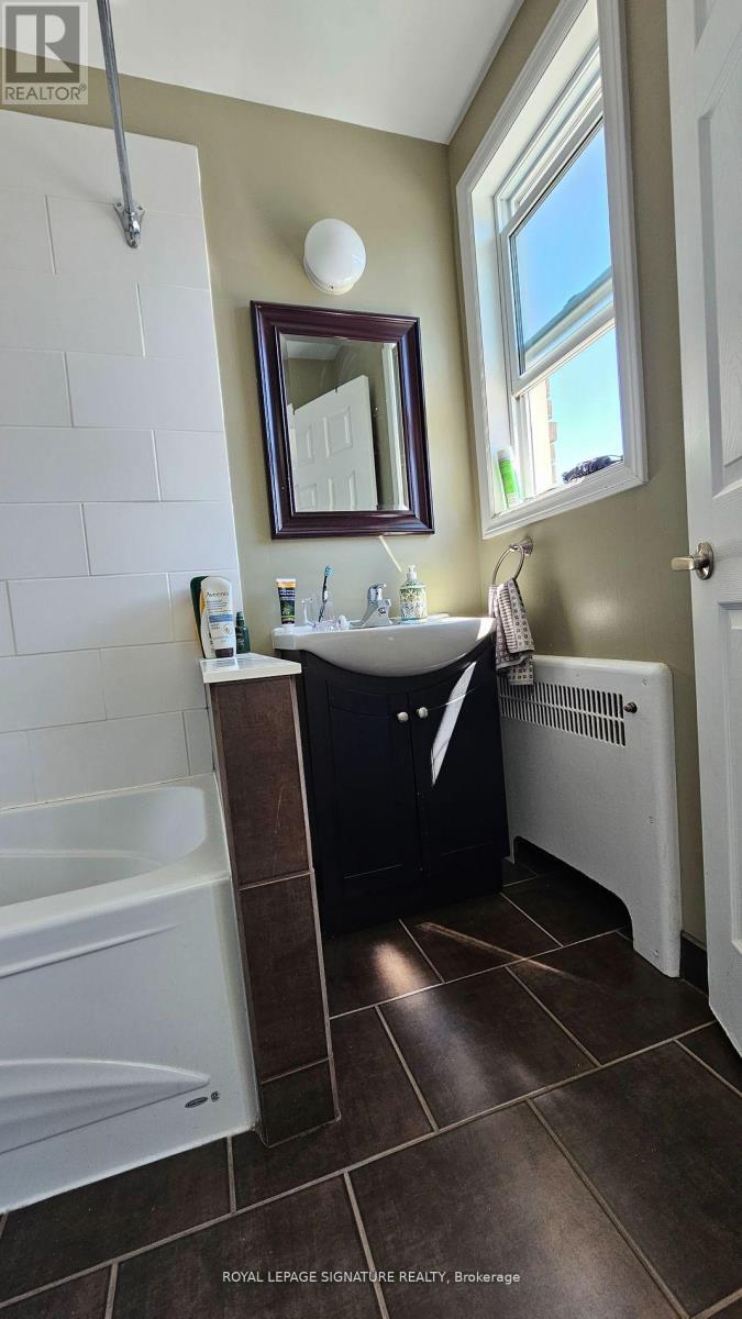 99 Douglas Street, Greater Sudbury, Ontario  P3E 1E9 - Photo 25 - X12435496