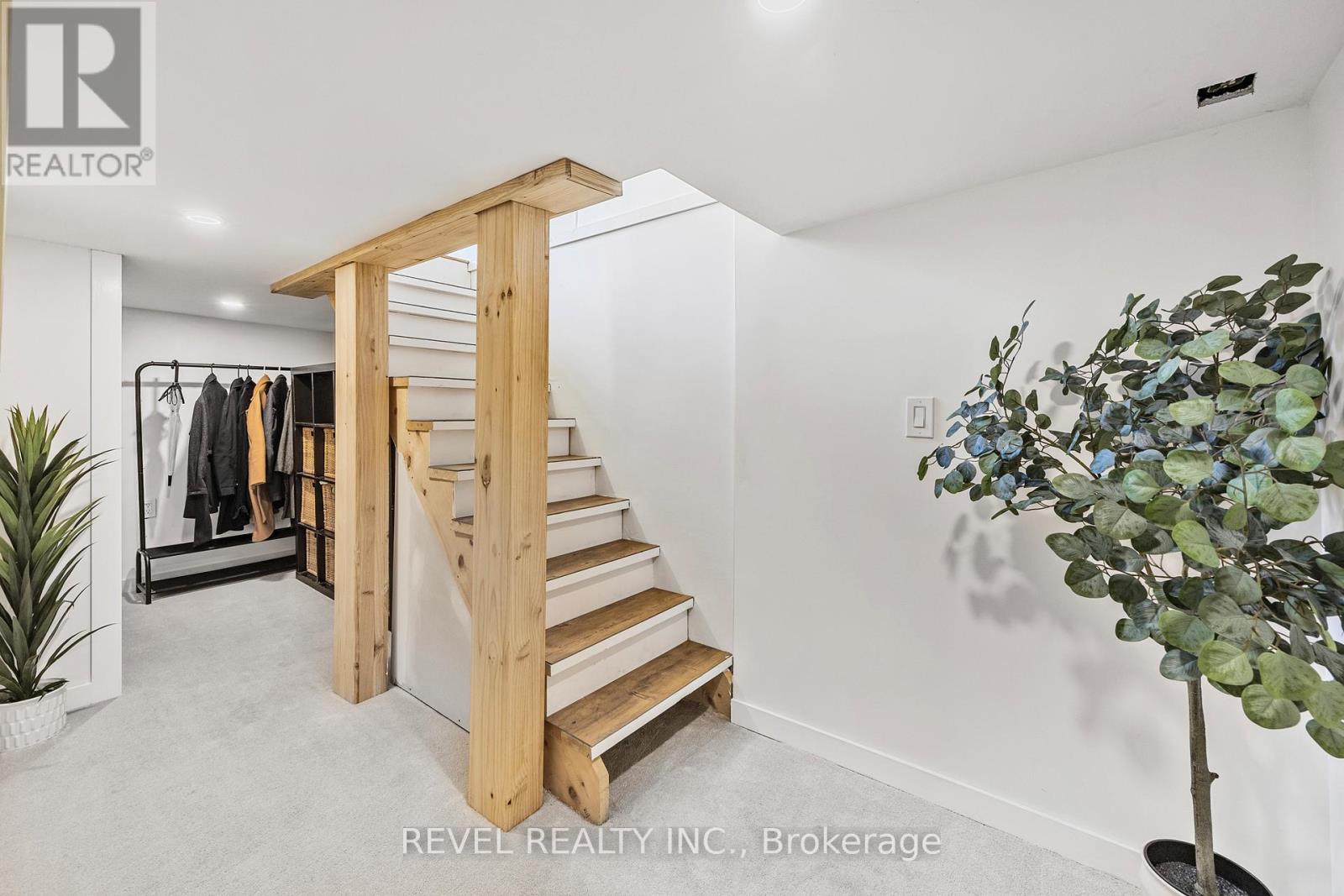 289 Cumberland Avenue, Hamilton, Ontario  L8M 2A3 - Photo 25 - X12435499