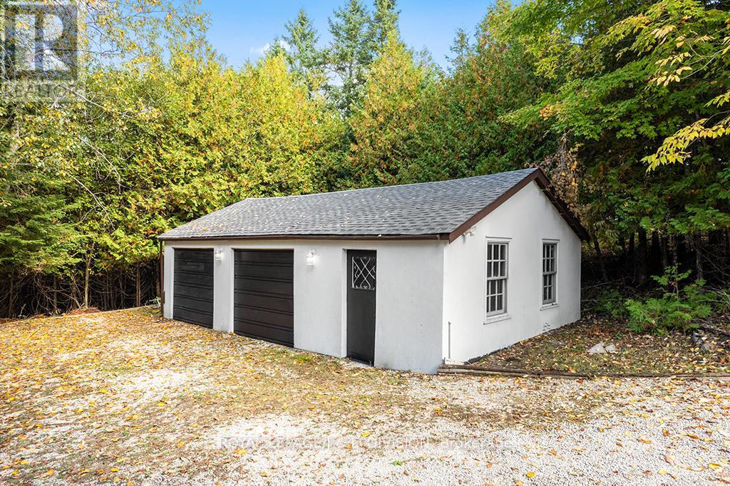 637202 Prince Of Wales Road, Mulmur, Ontario  L0N 1J0 - Photo 36 - X12435536