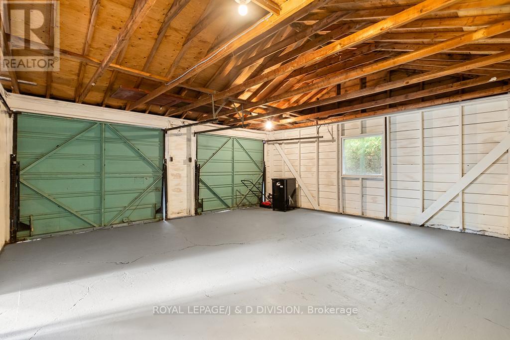 637202 Prince Of Wales Road, Mulmur, Ontario  L0N 1J0 - Photo 38 - X12435536