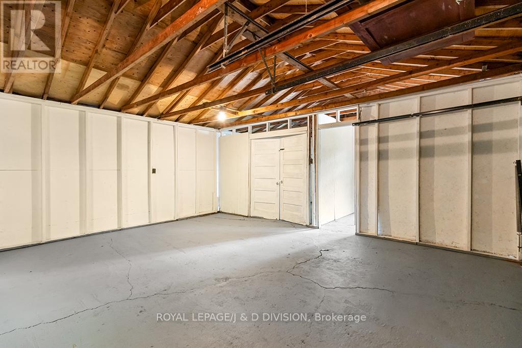637202 Prince Of Wales Road, Mulmur, Ontario  L0N 1J0 - Photo 40 - X12435536