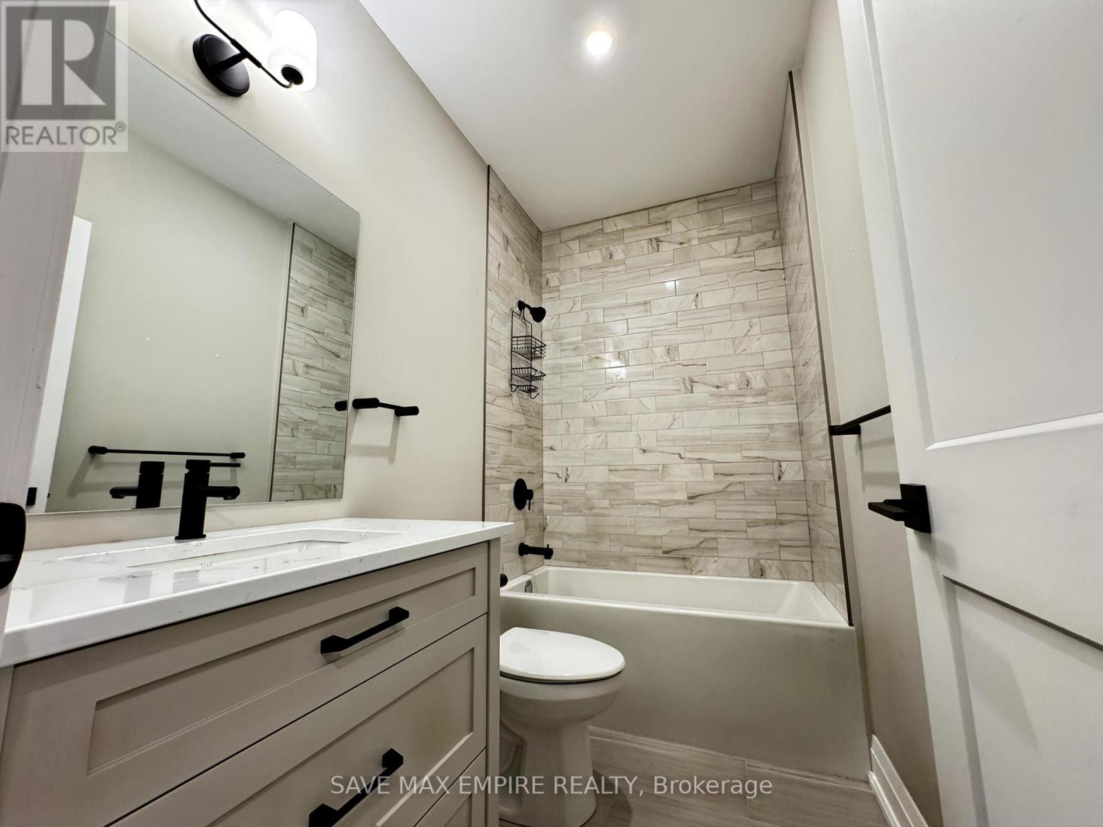 403 - 5 Wood Haven Drive, Tillsonburg, Ontario  N4G 0A8 - Photo 8 - X12435538