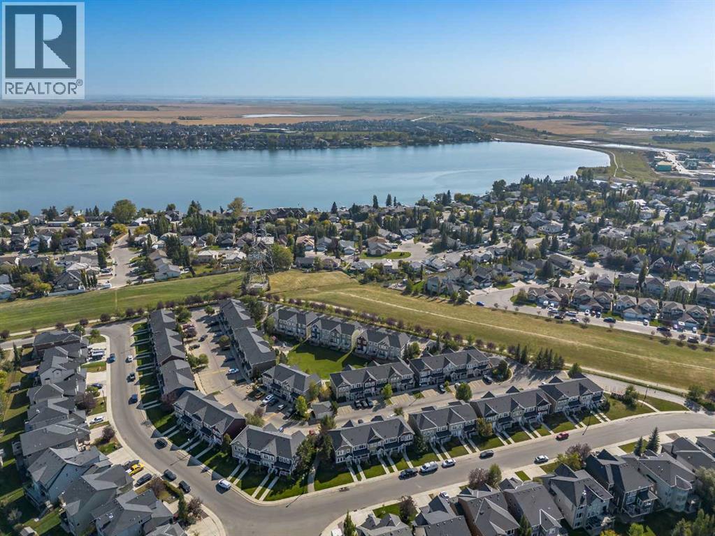 169 Rainbow Falls Manor, Chestermere, Alberta  T1X 0M3 - Photo 31 - A2257696