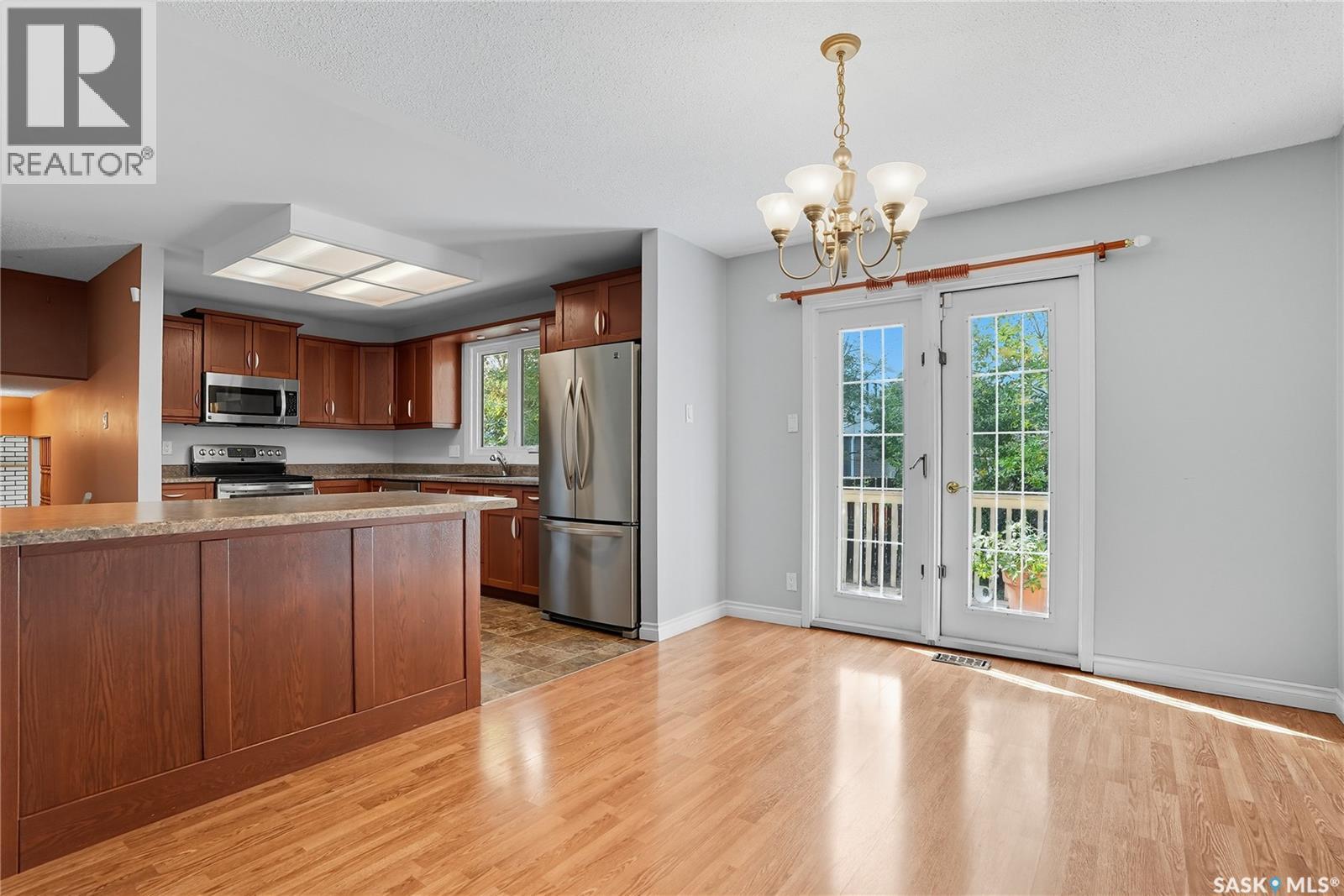 30 Champlin Crescent, Saskatoon, Saskatchewan  S7H 4T3 - Photo 9 - SK019010