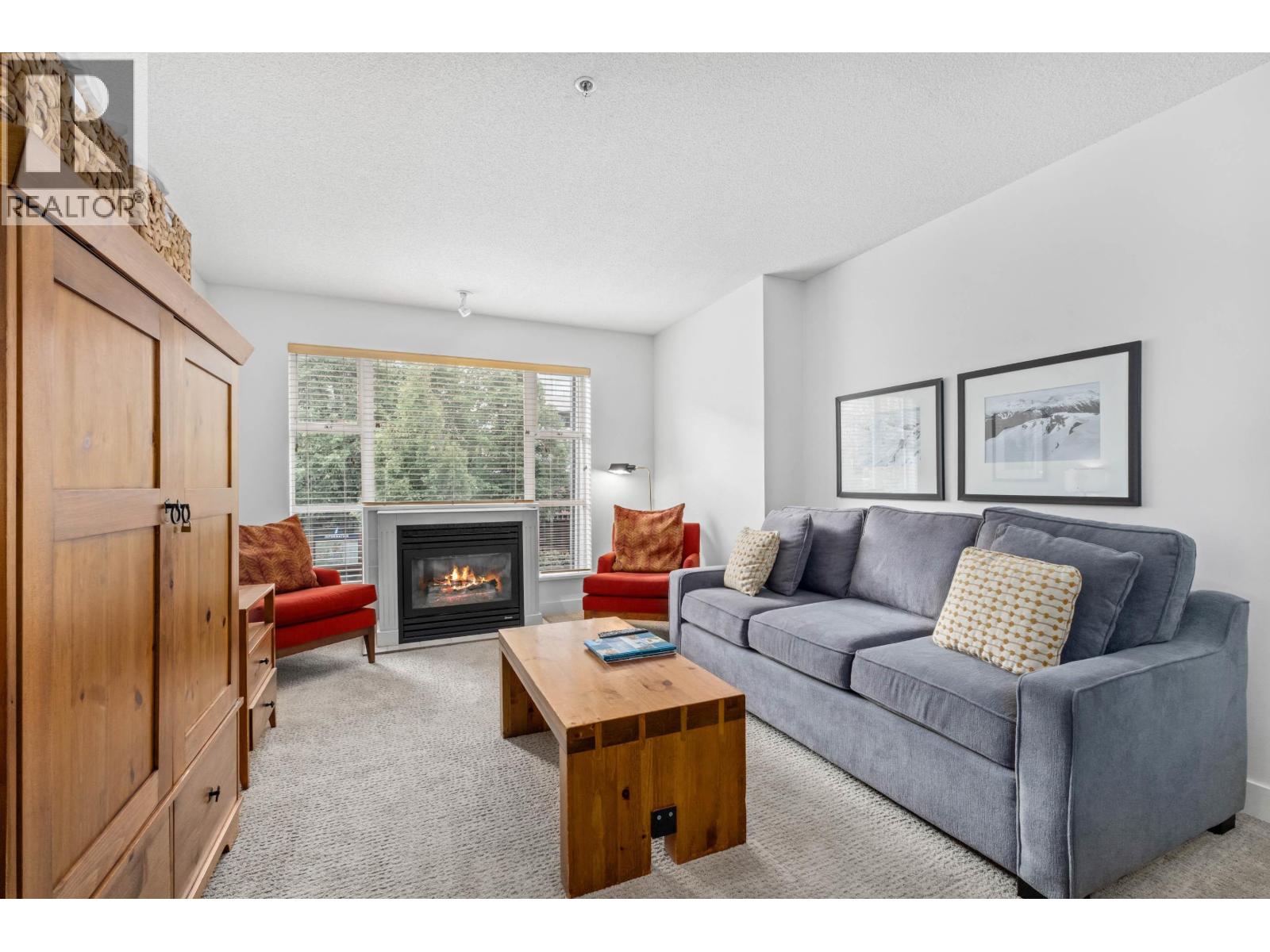 218/219 4573 Chateau Boulevard, Whistler, British Columbia  V0N 1B4 - Photo 2 - R3052519