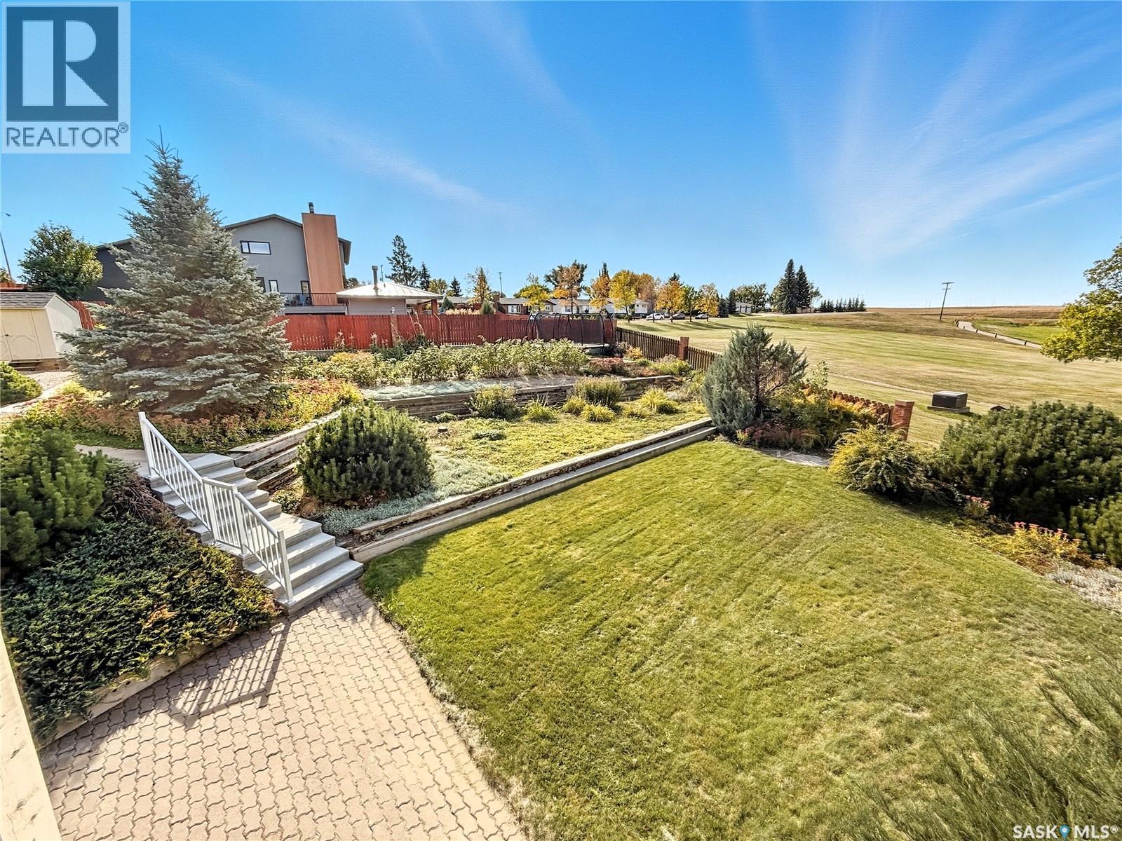 870 Field Drive, Swift Current, Saskatchewan  S9H 4N5 - Photo 43 - SK019558