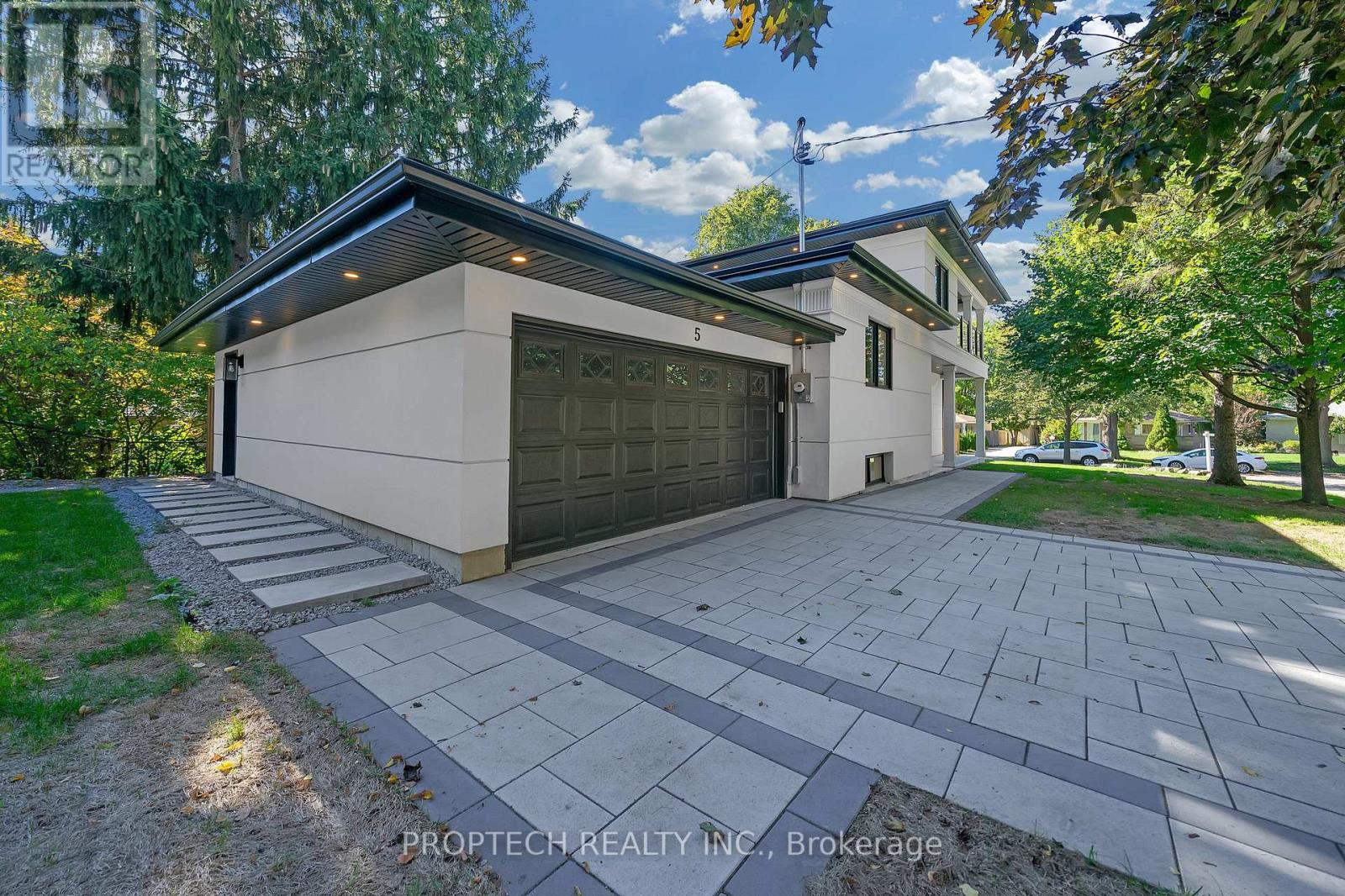 5 Trailside Drive, Toronto, Ontario  M2J 2E1 - Photo 3 - C12435543