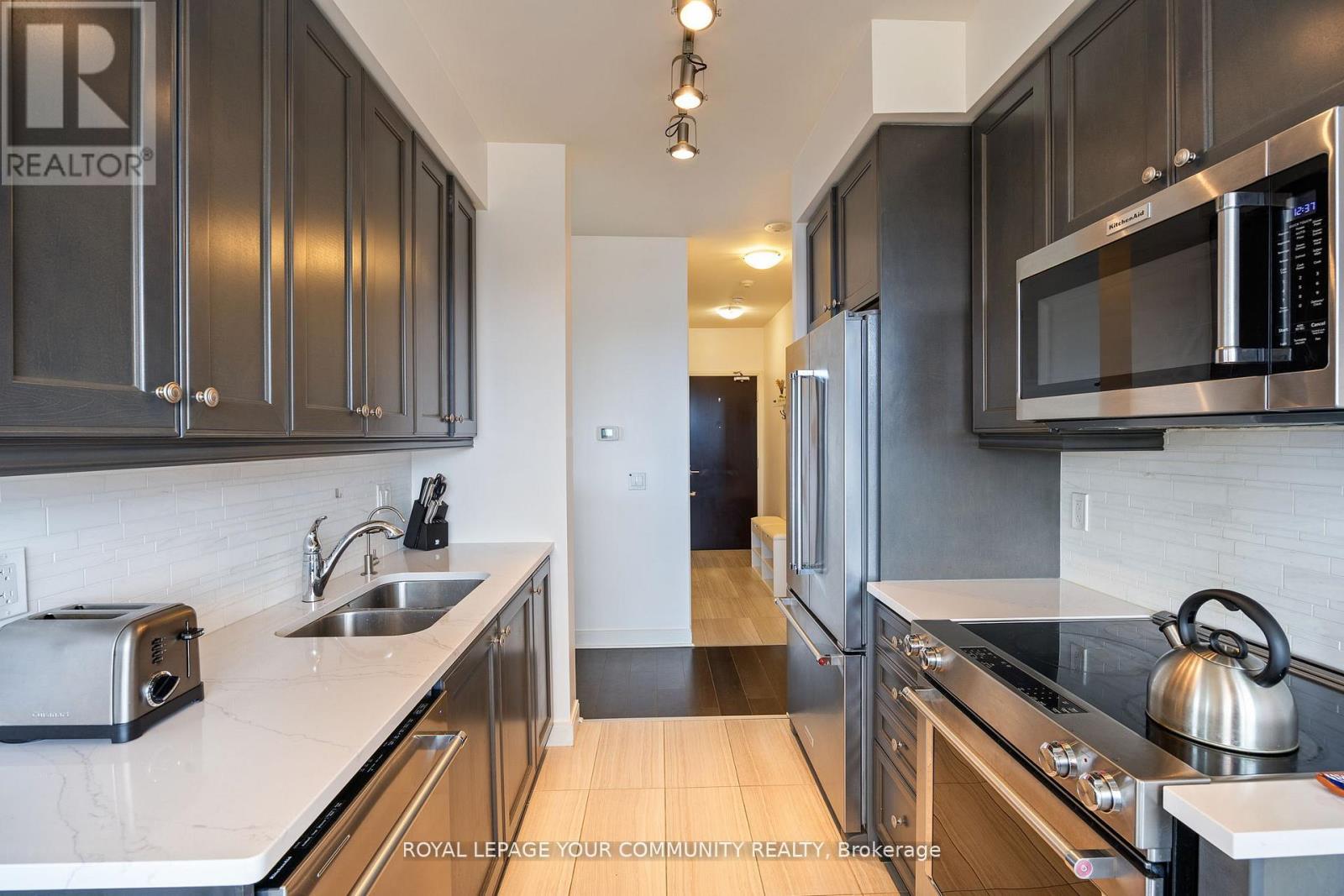 611 - 825 Church Street, Toronto, Ontario  M4W 3Z4 - Photo 19 - C12435575