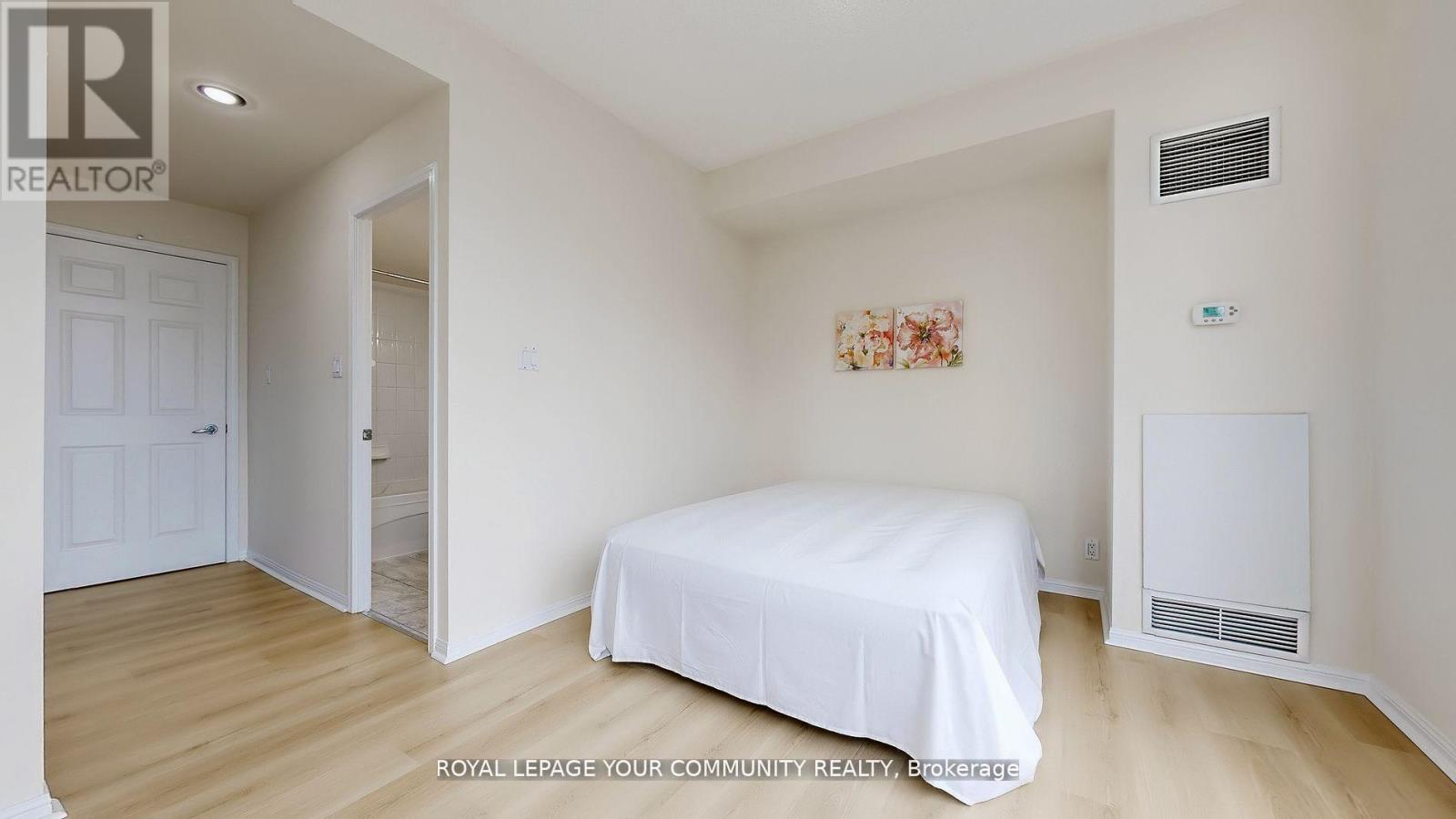 2323 - 230 Queens Quay W, Toronto, Ontario  M5J 2Y7 - Photo 18 - C12435601