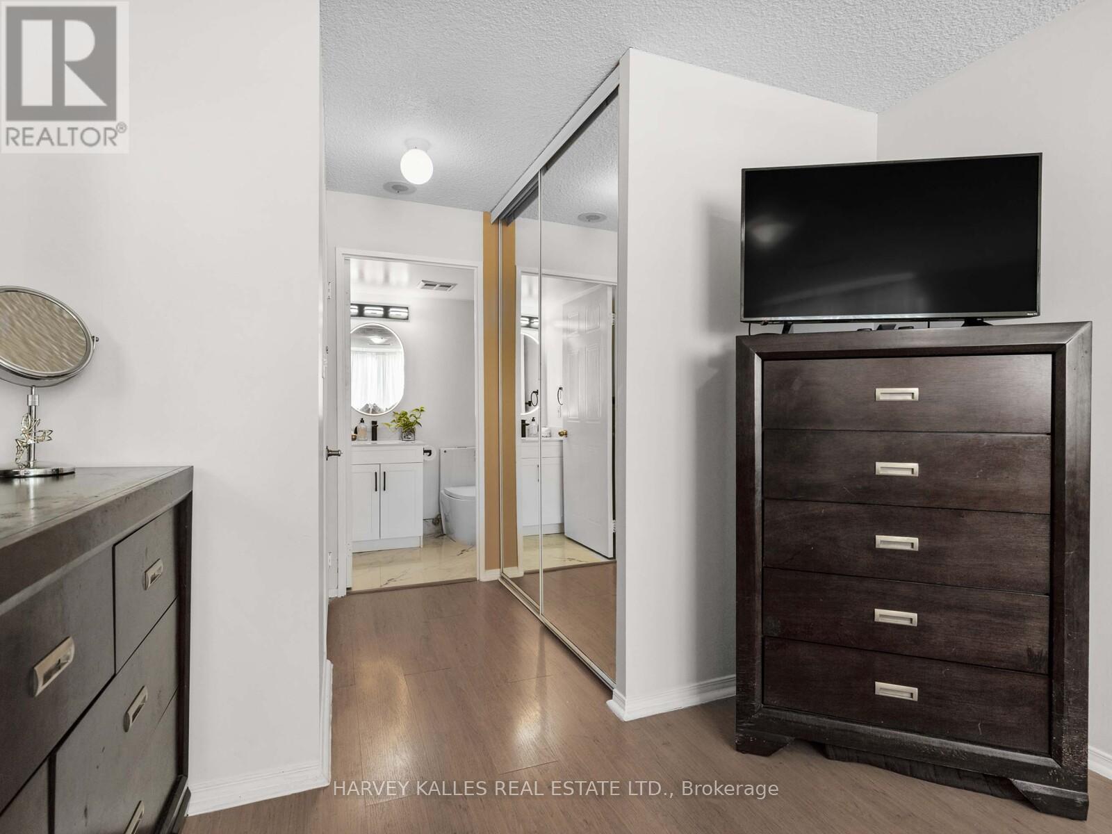 211 - 2550 Lawrence Avenue E, Toronto, Ontario  M1P 4Z3 - Photo 19 - E12435584