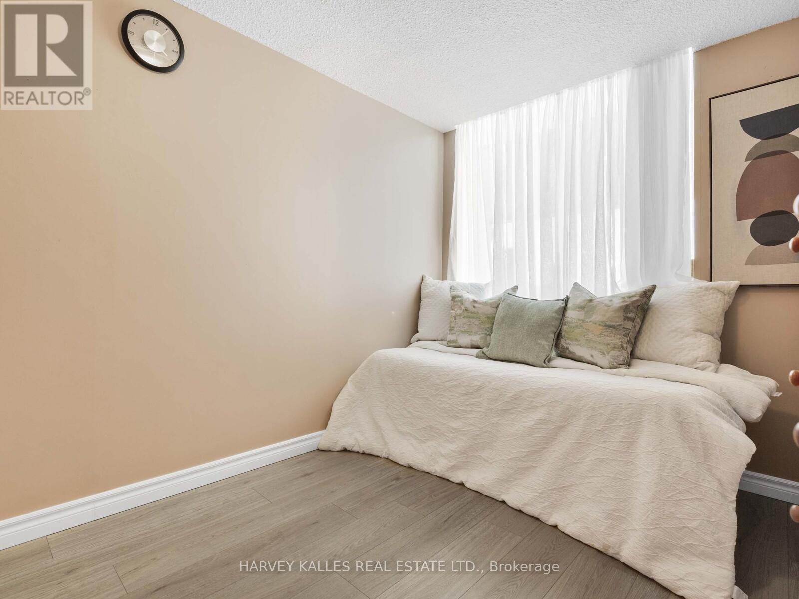 211 - 2550 Lawrence Avenue E, Toronto, Ontario  M1P 4Z3 - Photo 21 - E12435584