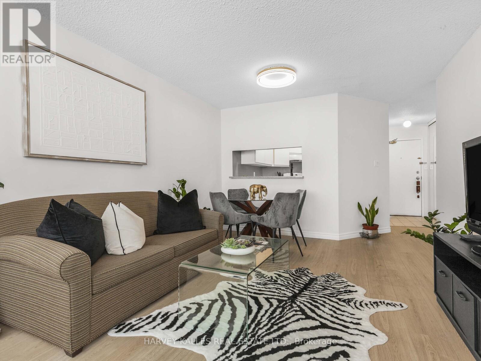 211 - 2550 Lawrence Avenue E, Toronto, Ontario  M1P 4Z3 - Photo 5 - E12435584