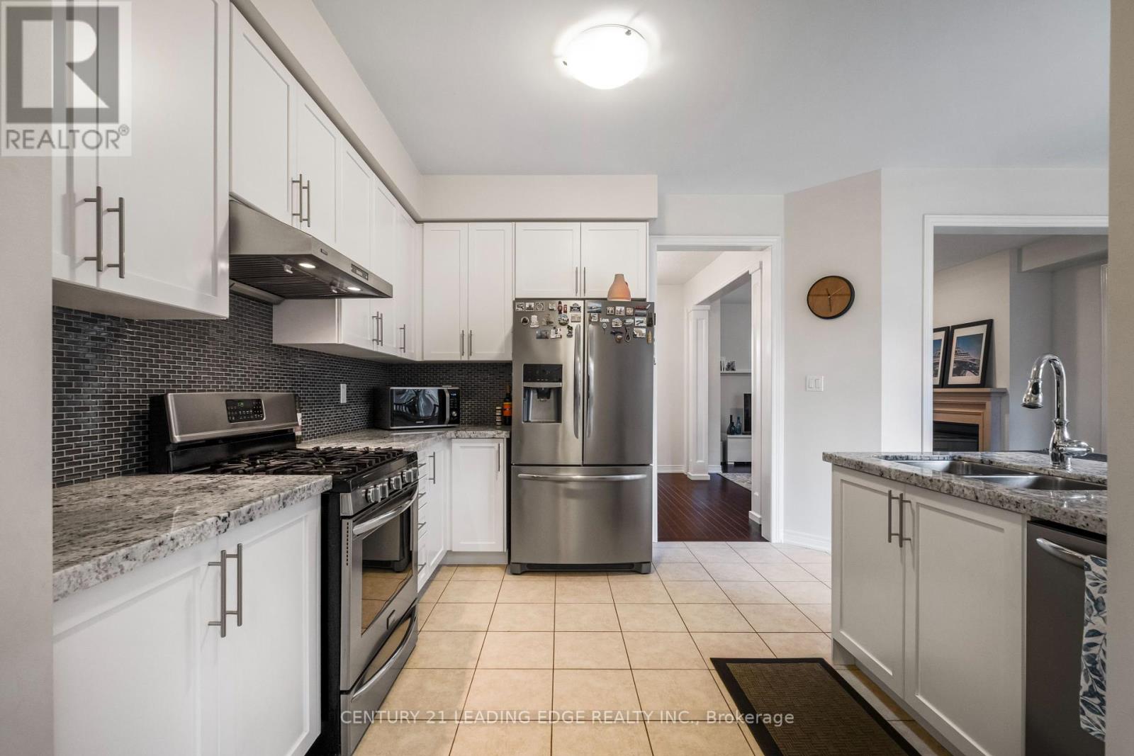 164 Moody Drive, Vaughan, Ontario  L4H 3Z4 - Photo 12 - N12435539