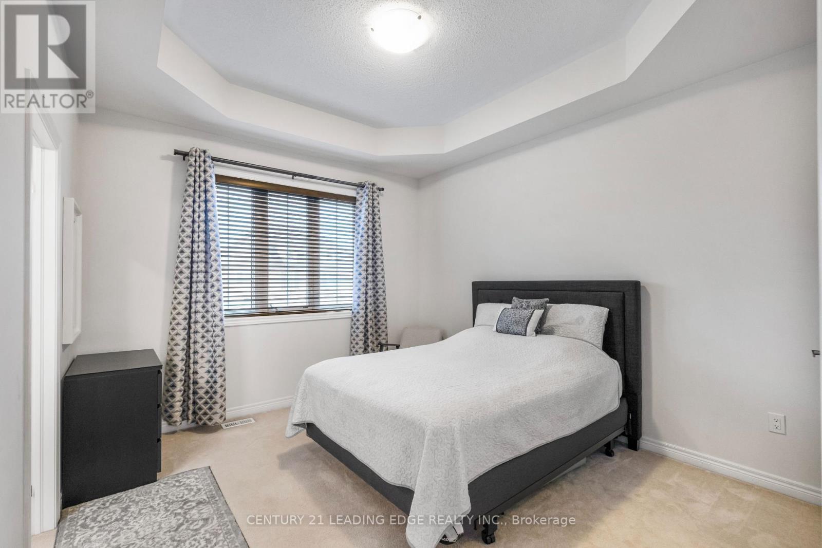 164 Moody Drive, Vaughan, Ontario  L4H 3Z4 - Photo 19 - N12435539