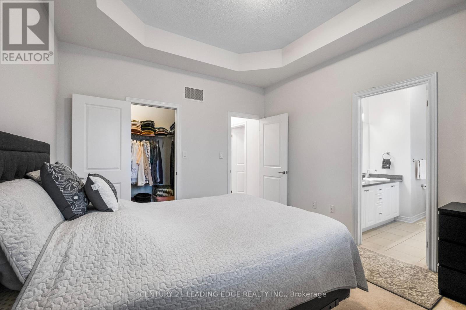 164 Moody Drive, Vaughan, Ontario  L4H 3Z4 - Photo 20 - N12435539