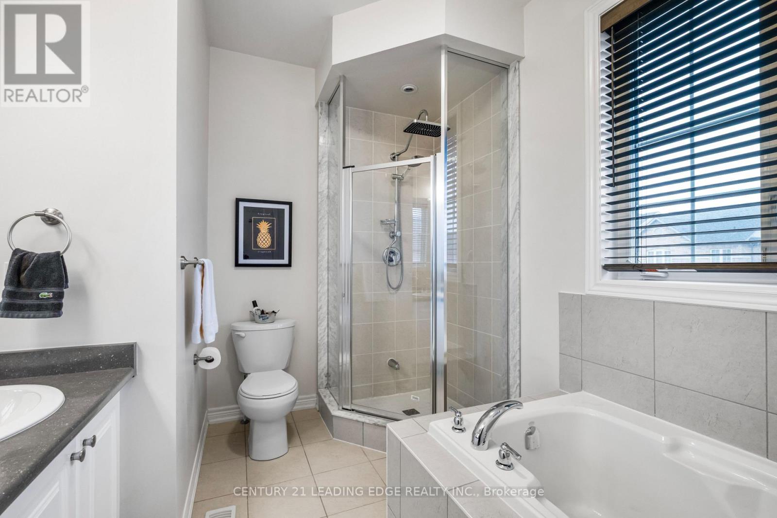 164 Moody Drive, Vaughan, Ontario  L4H 3Z4 - Photo 22 - N12435539