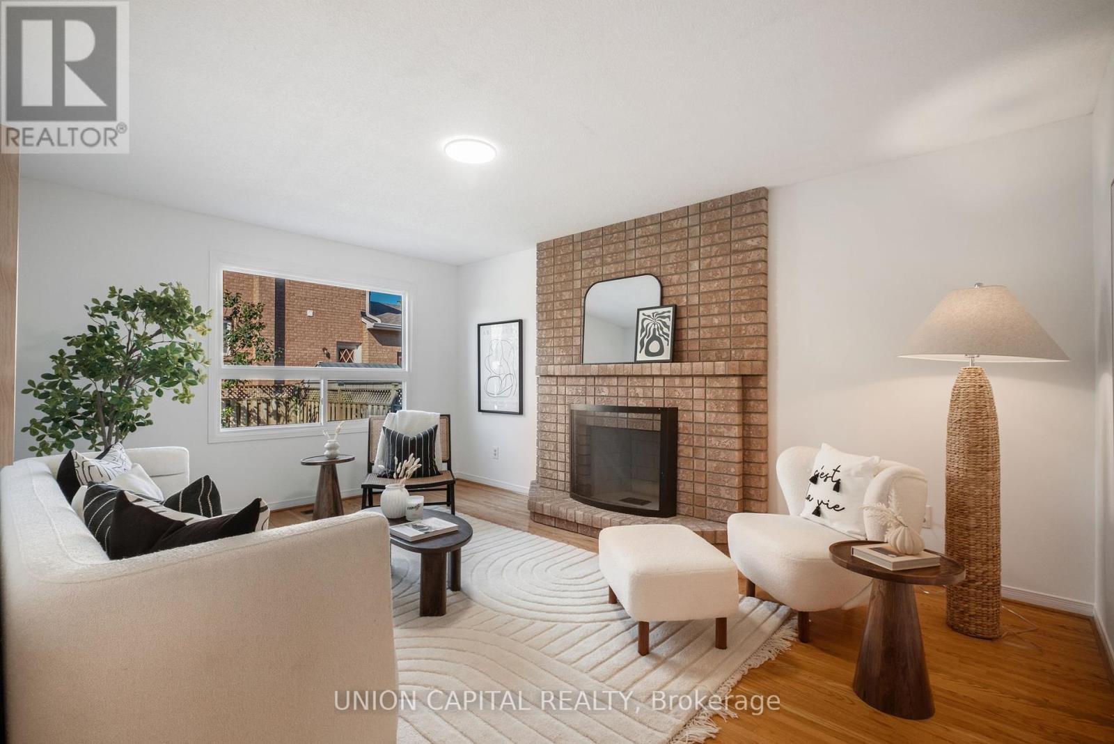 58 Horizon Court, Richmond Hill, Ontario  L4B 3E8 - Photo 15 - N12435540